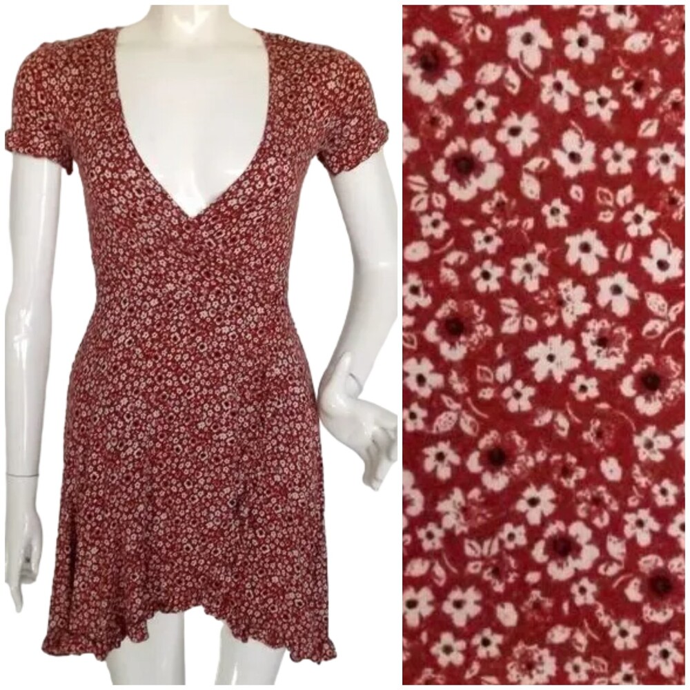 PULL&BEAR Dress, JR S, Red/White floral, Shark bite hem, Small Ruffle, Short slv